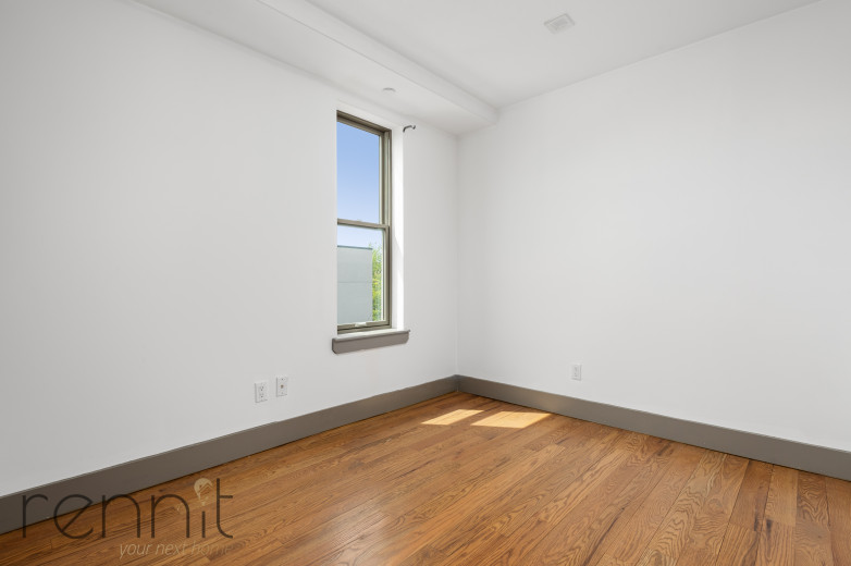 1443 Lincoln Pl, Apt 4F Image 3