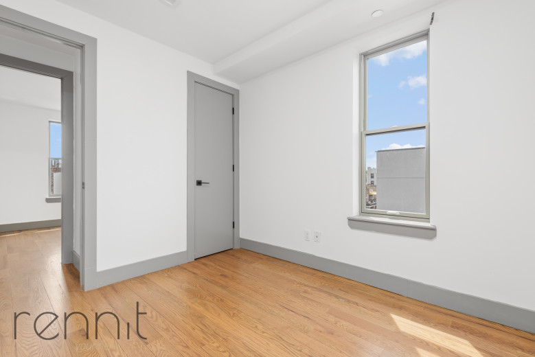 1443 Lincoln Pl, Apt 4F Image 4