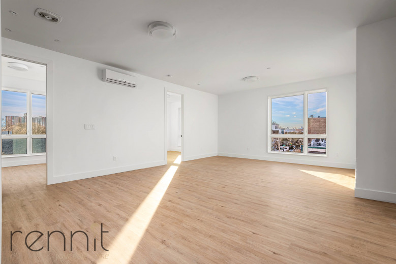 799 E 34th St, Apt 4A Image 1