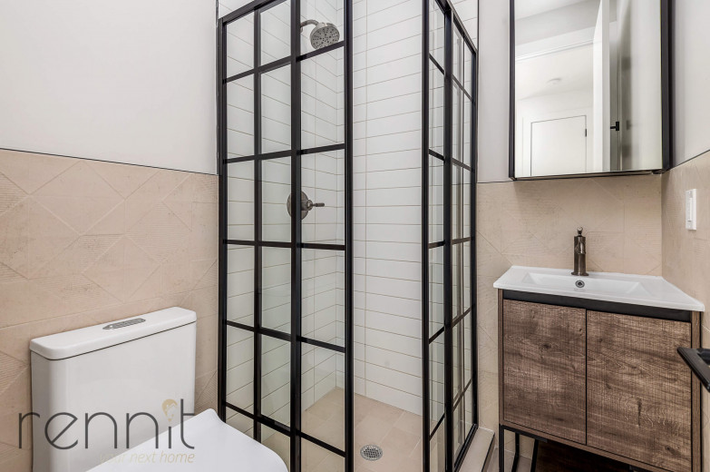 799 E 34th St, Apt 4A Image 8