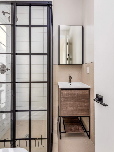 799 E 34th St, Apt 4A Image 9