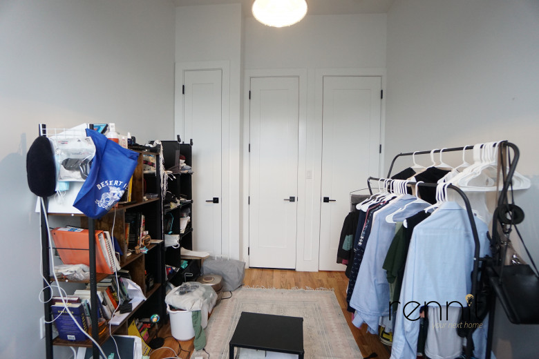 702 Evergreen Ave, Apt 2L Image 23