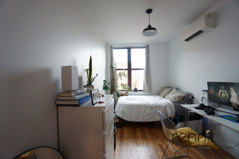 702 Evergreen Ave, Apt 2L Image 26