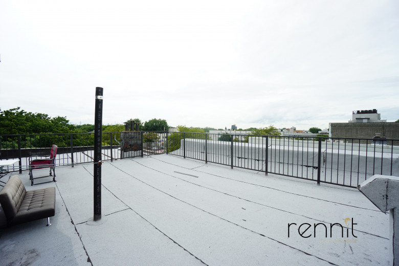 702 Evergreen Ave, Apt 2L Image 28