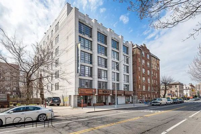 1930 Bedford Ave, Apt 4A Image 24