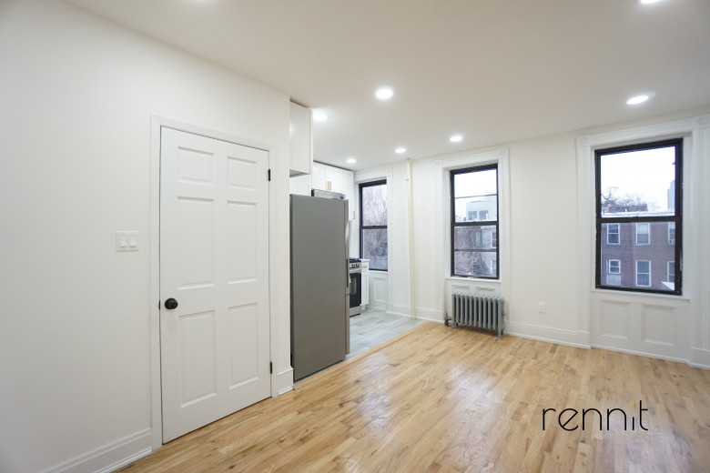 456 Kosciuszko St, Apt 2 Image 2