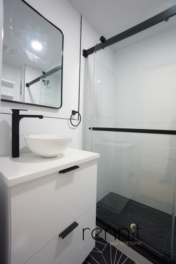 456 Kosciuszko St, Apt 2 Image 9