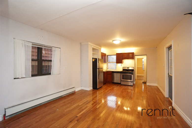 155 Pulaski St, Apt 1 Image 3