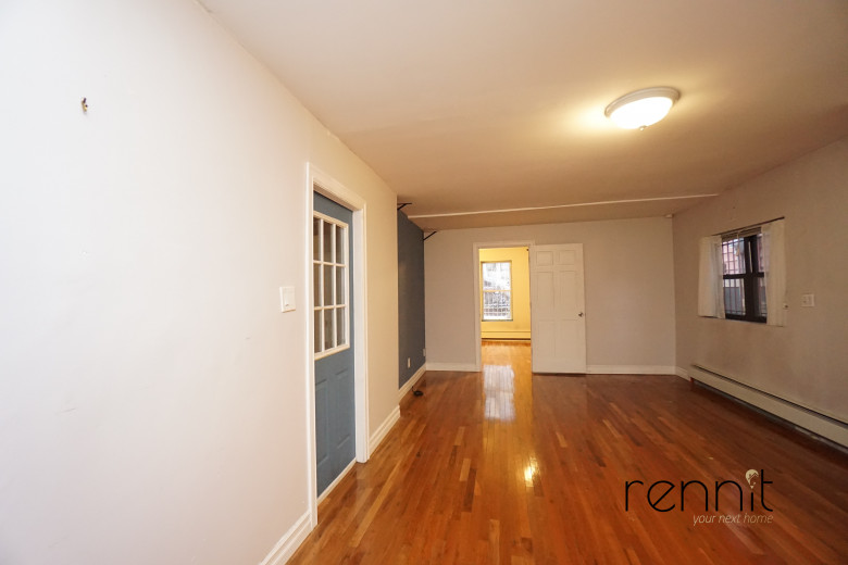 155 Pulaski St, Apt 1 Image 4