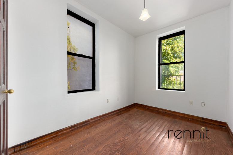 817 St Johns Pl, Apt 3C Image 3