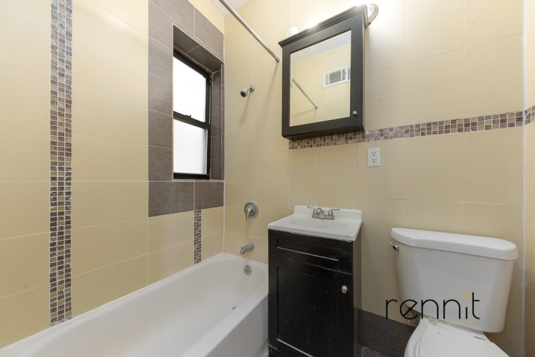 817 St Johns Pl, Apt 3C Image 4