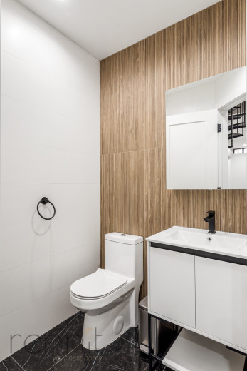 702 Evergreen Ave, Apt 1R Image 10