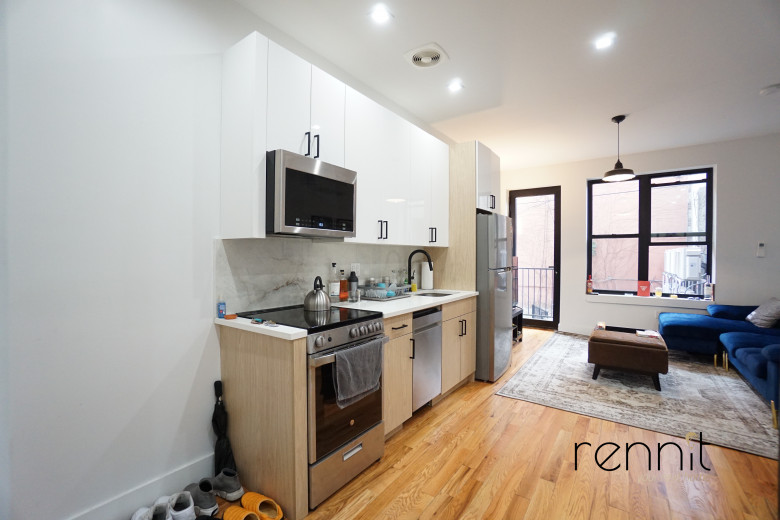702 Evergreen Ave, Apt 1R Image 22