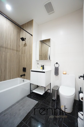 702 Evergreen Ave, Apt 1R Image 27