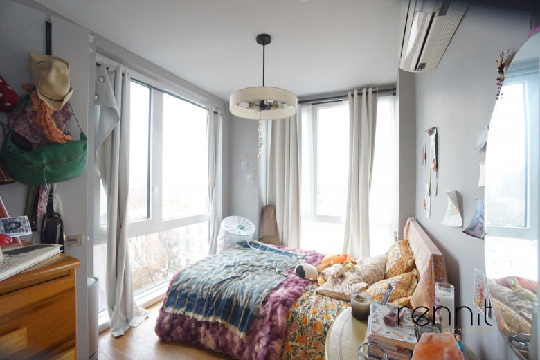 853 Lexington Ave, Apt 6C Image 11