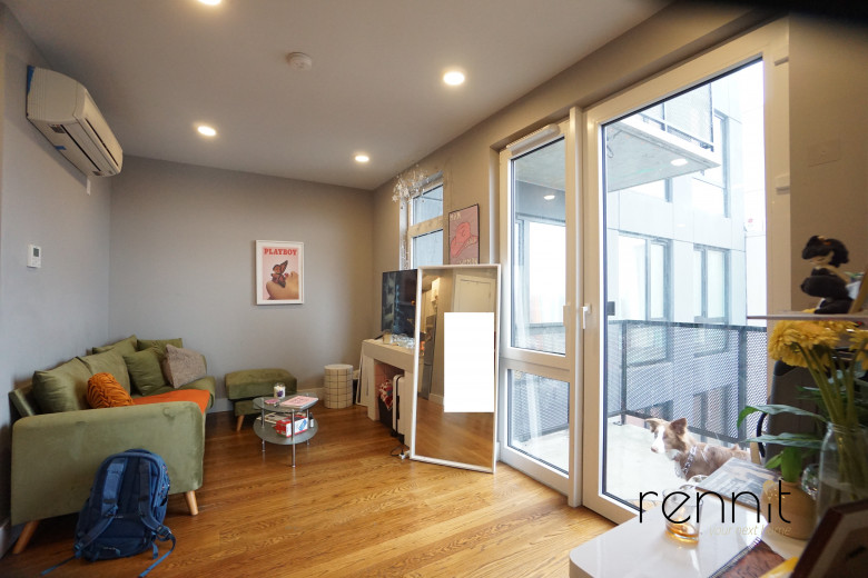 853 Lexington Ave, Apt 6C Image 5