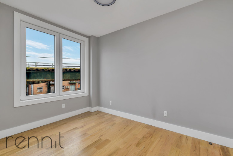 100 Suydam St, Apt 3A Image 5