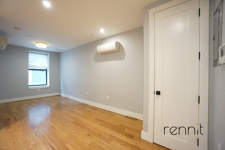 1160 Rogers Ave, Apt 3B Image 8