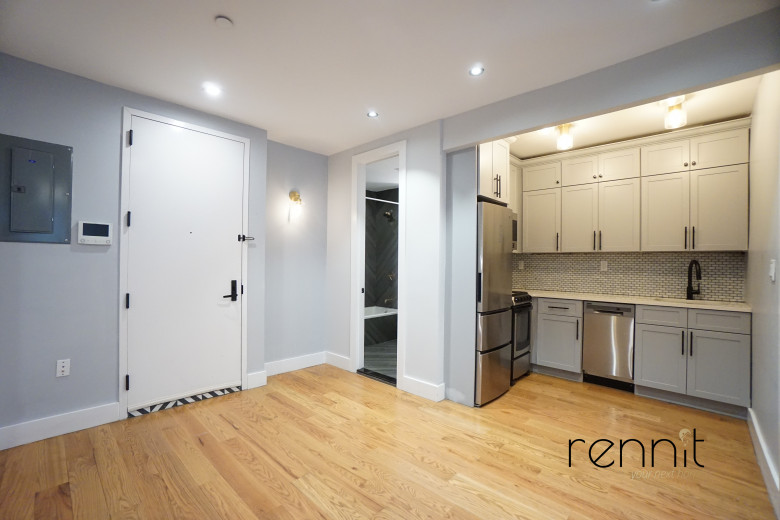 1160 Rogers Ave, Apt 3B Image 2