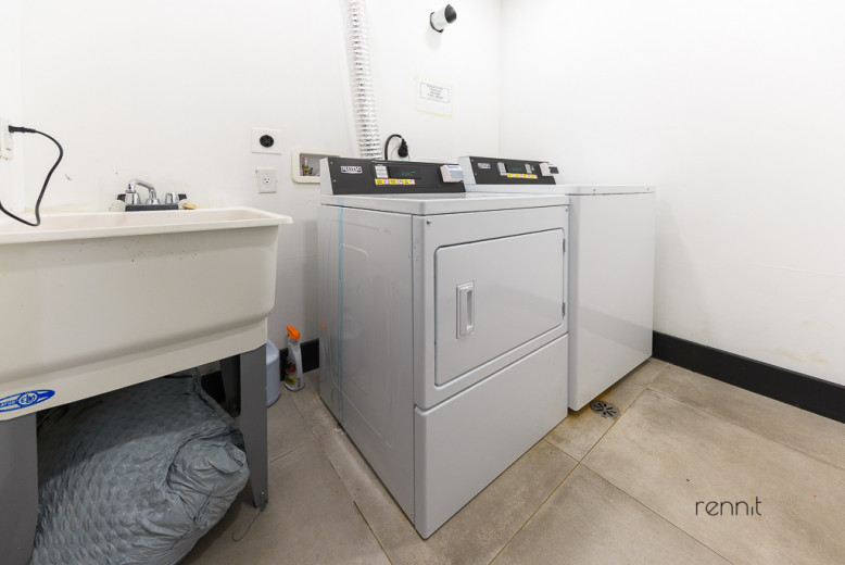 223 Martense St, Apt 3F Image 8
