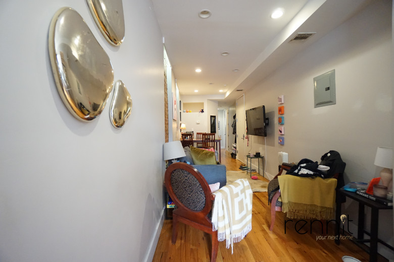 224 Schaefer St, Apt 3L Image 7
