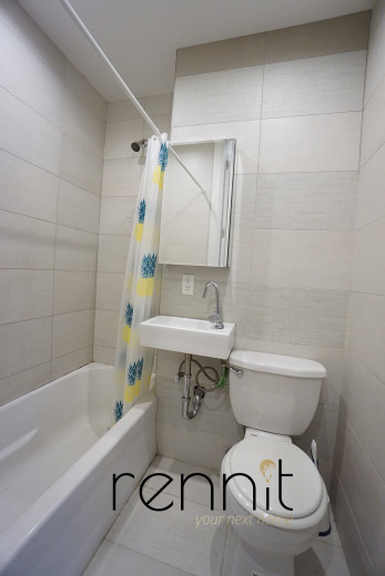 377 Manhattan Ave, Apt 3L Image 5