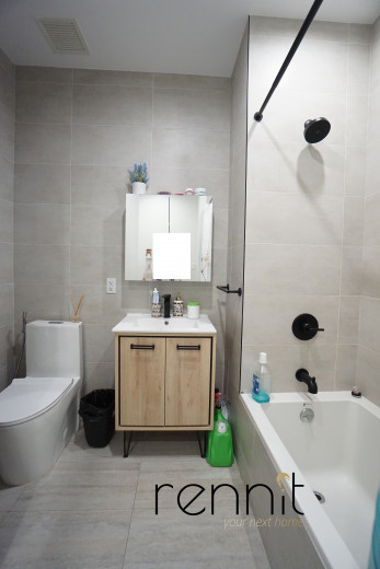 125 Kings Hwy, Apt 1D Image 6