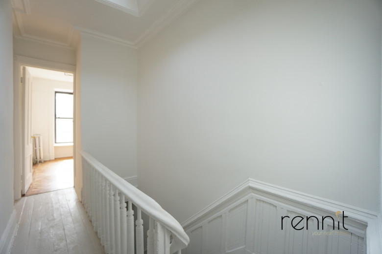 285A Hart St, Apt 2 Image 5