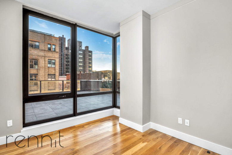 31 Debevoise St, Apt 4E Image 9