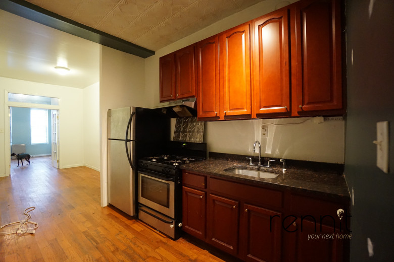 319 Jefferson St, Apt 1L Image 2