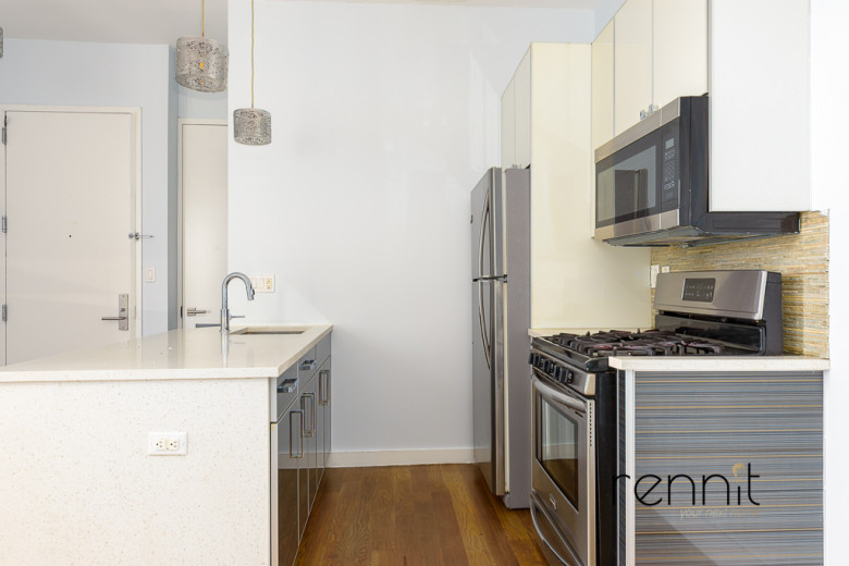 863 Broadway, Apt 4R Image 4