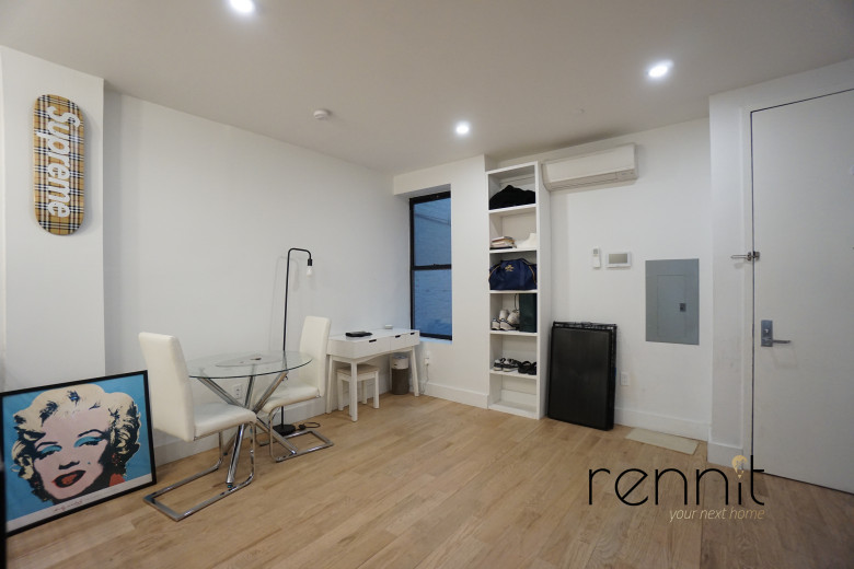 1708 Gates Ave, Apt 1D Image 9