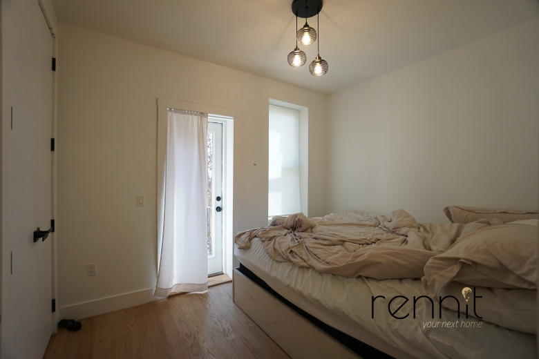 1708 Gates Ave, Apt 1D Image 12