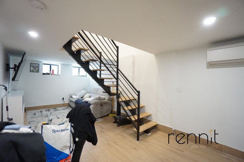 1708 Gates Ave, Apt 1D Image 15