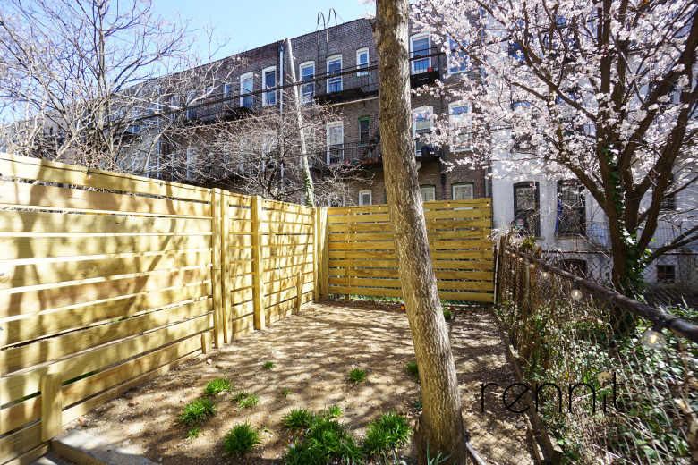 1708 Gates Ave, Apt 1D Image 16