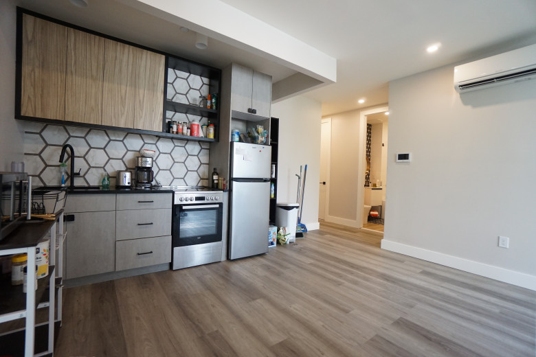 1565 New York Ave, Apt 2B Image 2