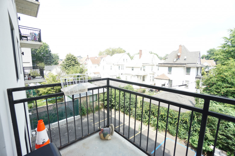 1565 New York Ave, Apt 2B Image 10