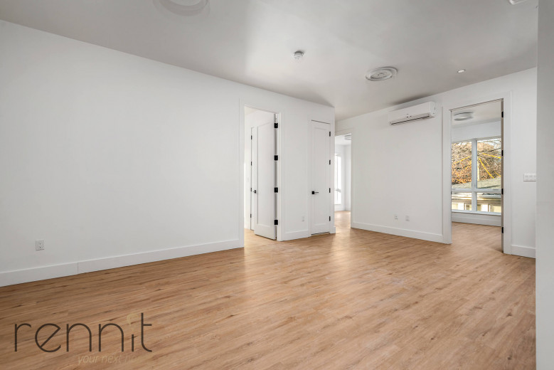 799 E 34th St, Apt 2C Image 1