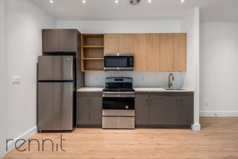 799 E 34th St, Apt 2C Image 2