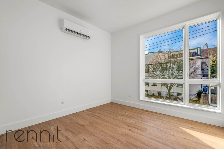799 E 34th St, Apt 2C Image 3