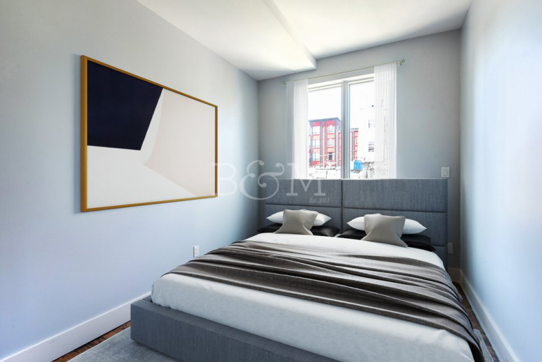 577 Van Buren St, Apt 3 Image 23