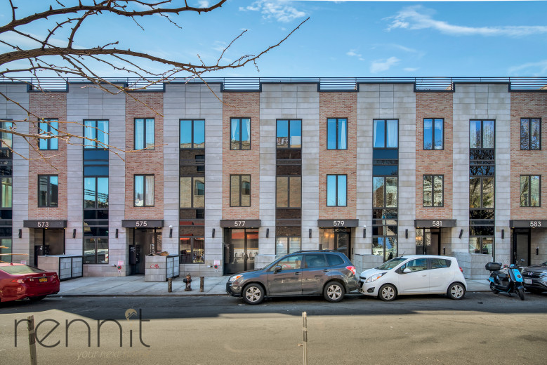 577 Van Buren St, Apt 3 Image 28