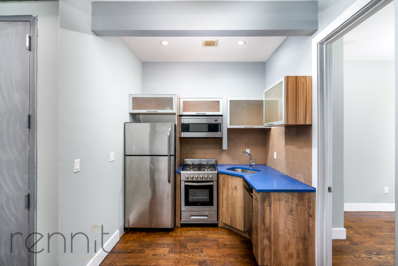 1160 Halsey St, Apt 2 Image 12