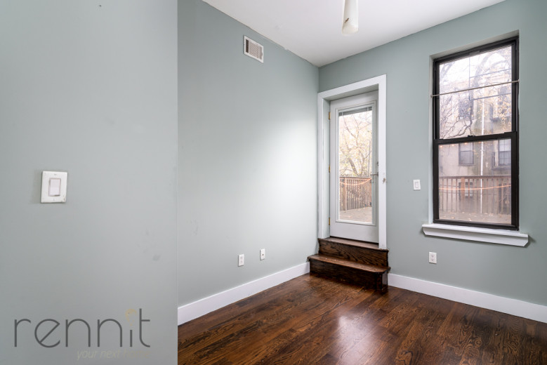 1160 Halsey St, Apt 2 Image 16