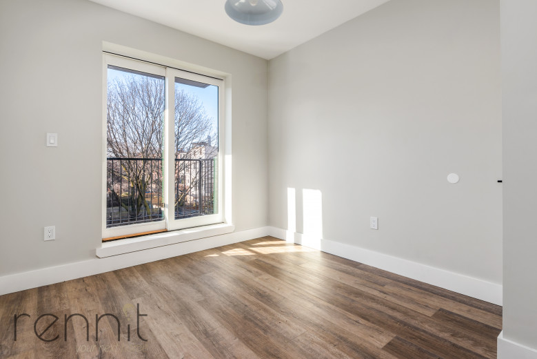 1198 Bedford Ave, Apt E Image 5