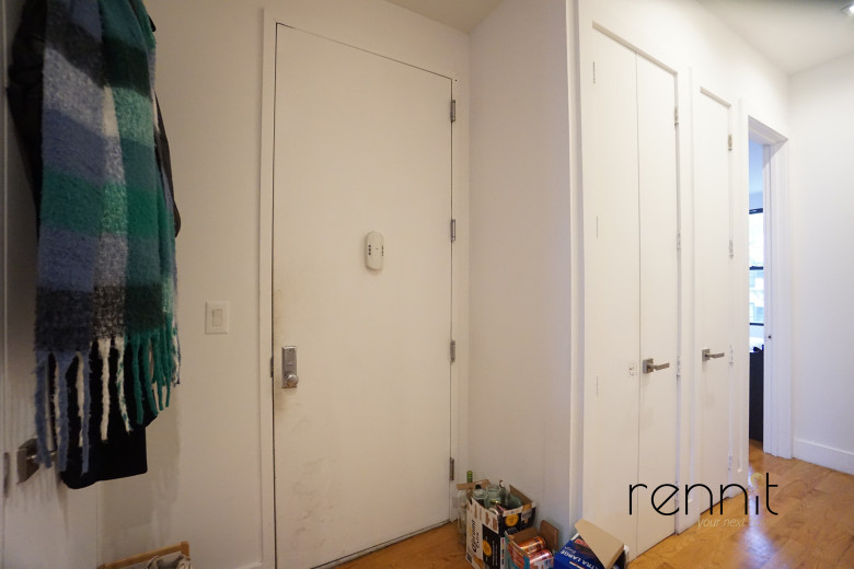 376 Bleecker St, Apt 3 Image 12