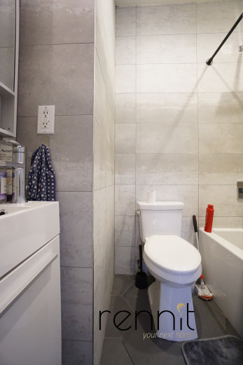 376 Bleecker St, Apt 3 Image 8