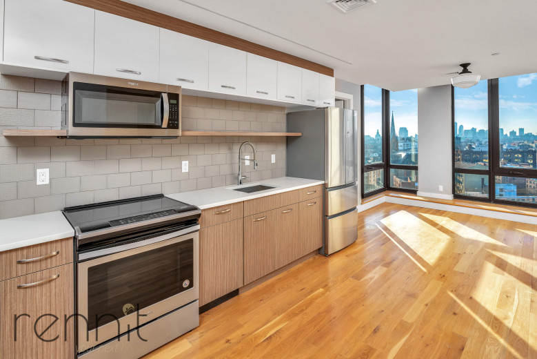31 Debevoise St, Apt 12E Image 3