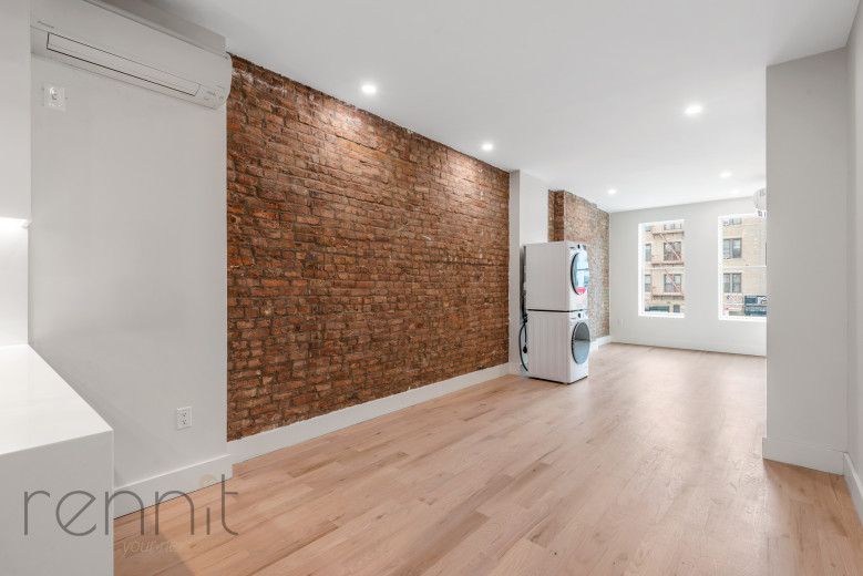 893 4th Ave, Apt 2R Image 1