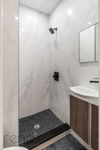 893 4th Ave, Apt 2R Image 8